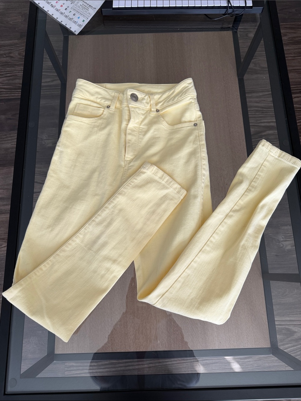Slim-Fit Women's Light Yellow Skinny Jeans